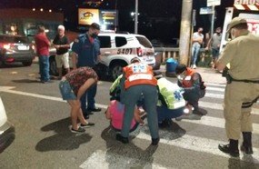 Mulher é atropelada em faixa de pedestre no centro de Herval