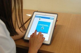 Estudo analisa a influência das mídias digitais no consumo da água