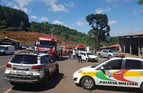 Veículo de Joaçaba se envolve em acidente em Videira