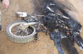 Motocicleta conduzida por menor explode após acidente
