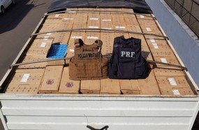 Carreta com 450 mil maços de cigarros é apreendida em Seara