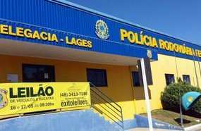 PRF promove leilão de veículos apreendidos e sucatas
