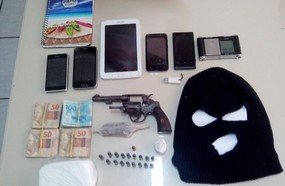 Polícia Civil de Herval apreende grande quantidade de drogas