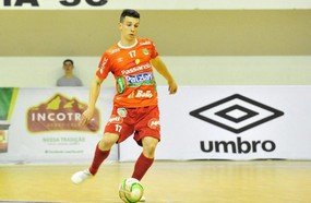 Joaçaba Futsal contrata ala Jhony, jovem revelação catarinense