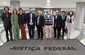 Ação na justiça cobra atendimento do Programa Mais Médicos