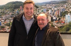 Prefeito de Blumenau visita Joaçaba para troca de experiências