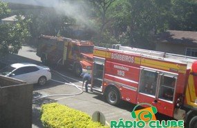 Incêndio em cooperativa mobiliza Bombeiros no feriado de Videira