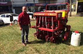 Herval d’Oeste recebe R$ 400 mil em equipamentos e produtos agrícolas