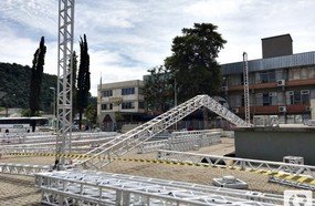 Começa a montagem da estrutura do Carnafolia 2019