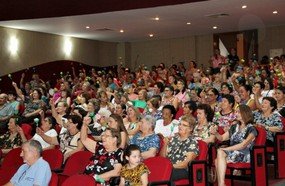 Evento alusivo ao Dia Internacional da Mulher reúne grande público