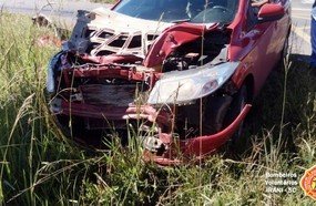 Colisão resulta em danos materiais no trevão de Irani