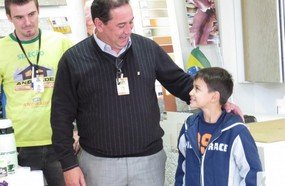 Com o nome de “Tio Jolinho”, hervalense ganha TV LED 42” da Andrade