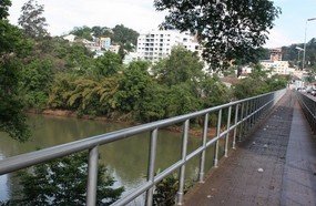 Morre menina que caiu da Ponte Jorge Lacerda