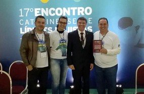 CDL de Herval é destaque em evento estadual e recebe premiação