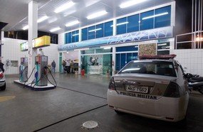 Elemento armado assalta posto de combustível em Caçador