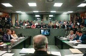 Comissão aprova aumento no limite de idade para ingresso na PM