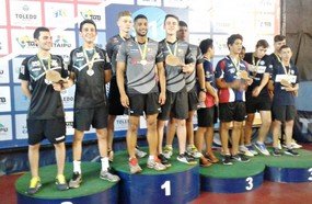 Tênis de mesa juvenil de Joaçaba é campeão brasileiro