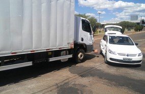 Condutora fica ferida após colisão em Campos Novos