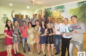 Hotel Jaraguá comemora 45 anos com homenagem aos colaboradores