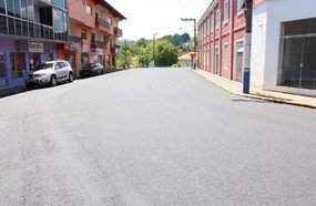 Centro Histórico de Piratuba recebe recapeamento asfáltico
