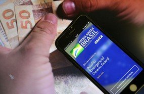 Contestação de cancelamento do auxílio de R$ 300 termina hoje