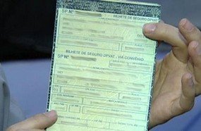 Indivíduo adultera documento para tentar retirar carro apreendido