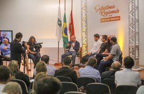 Pré-candidato a governador participou de sabatina em Joaçaba