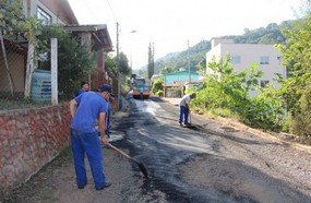 Diversas ruas de Joaçaba recebem recapeamento asfáltico