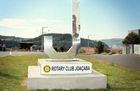 Rotary inaugura Marco Rotário em Joaçaba