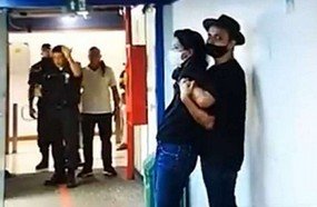 Homem com faca invade Rede Globo e faz repórter de refém