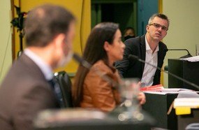 CPI dos respiradores: acareação entre ex-secretários e servidora
