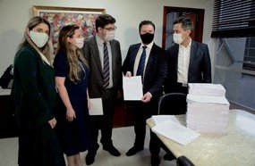 Alesc recebe novo pedido de impeachment de Moisés e Daniela