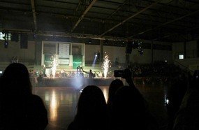 Show pirotécnico marca a abertura dos Joguinhos Abertos