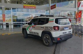 Pais esquecem bebê em carrinho de supermercado em Lages