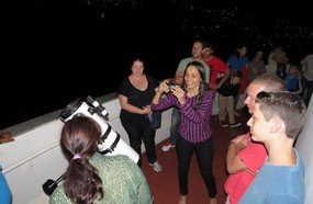 Público lota Observatório Frei Bruno para visualizar o Planeta Marte