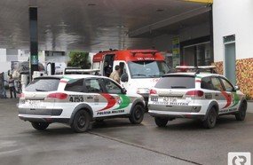 Funcionário de posto é alvo de bala perdida no centro de Herval