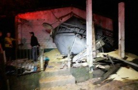 Bombeiros resgatam homem debaixo de silo em Seara
