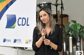 CDL de Herval será presidida pela empresária Fernanda Ferreira