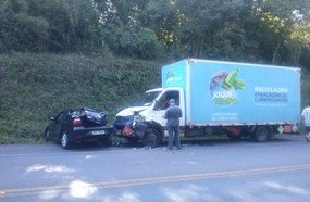 Colisão deixa duas pessoas feridas em Joaçaba