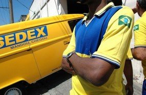 Trabalhadores dos Correios entram em greve em todo o país