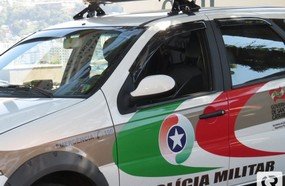 Elemento assalta bar com arma de brinquedo em Joaçaba