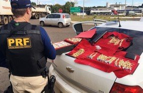PRF apreende mais de R$ 500 mil em joias de ouro na BR-282