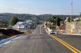 Concluídas as pavimentações de três ruas do bairro Jardim Itália