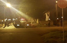 Motorista embriagado é agredido após causar acidente