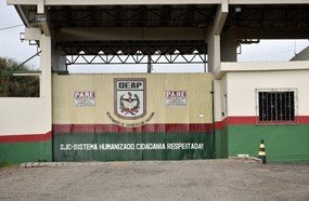 Condenado a quase 80 anos de prisão retorna ao presídio