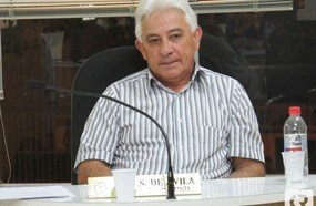 “Se eu fosse ele teria me mudado”, diz vereador sobre ex-prefeito
