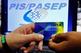 Trabalhadores nascidos em dezembro já podem sacar o PIS