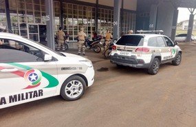 Jovem é surpreendido com drogas na rodoviária de Campos Novos
