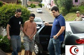 Polícia estoura ponto de tráfico de drogas em Erval Velho
