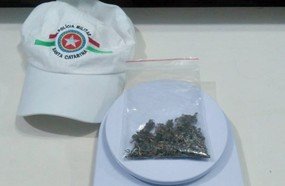 Polícia Rodoviária flagra hervalense com maconha na SC-453